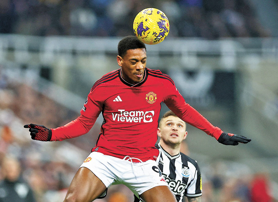 ◆馬迪爾與坦哈格產生口角。  路透社