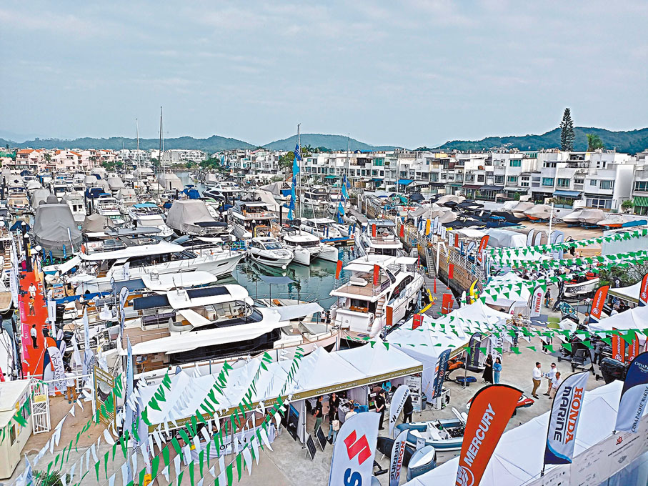 ◆香港持牌遊艇二十年來增近2倍，但海事處轄下泊位反較廿年前有所減少至不足2,000個。香港文匯報記者曾業俊 攝