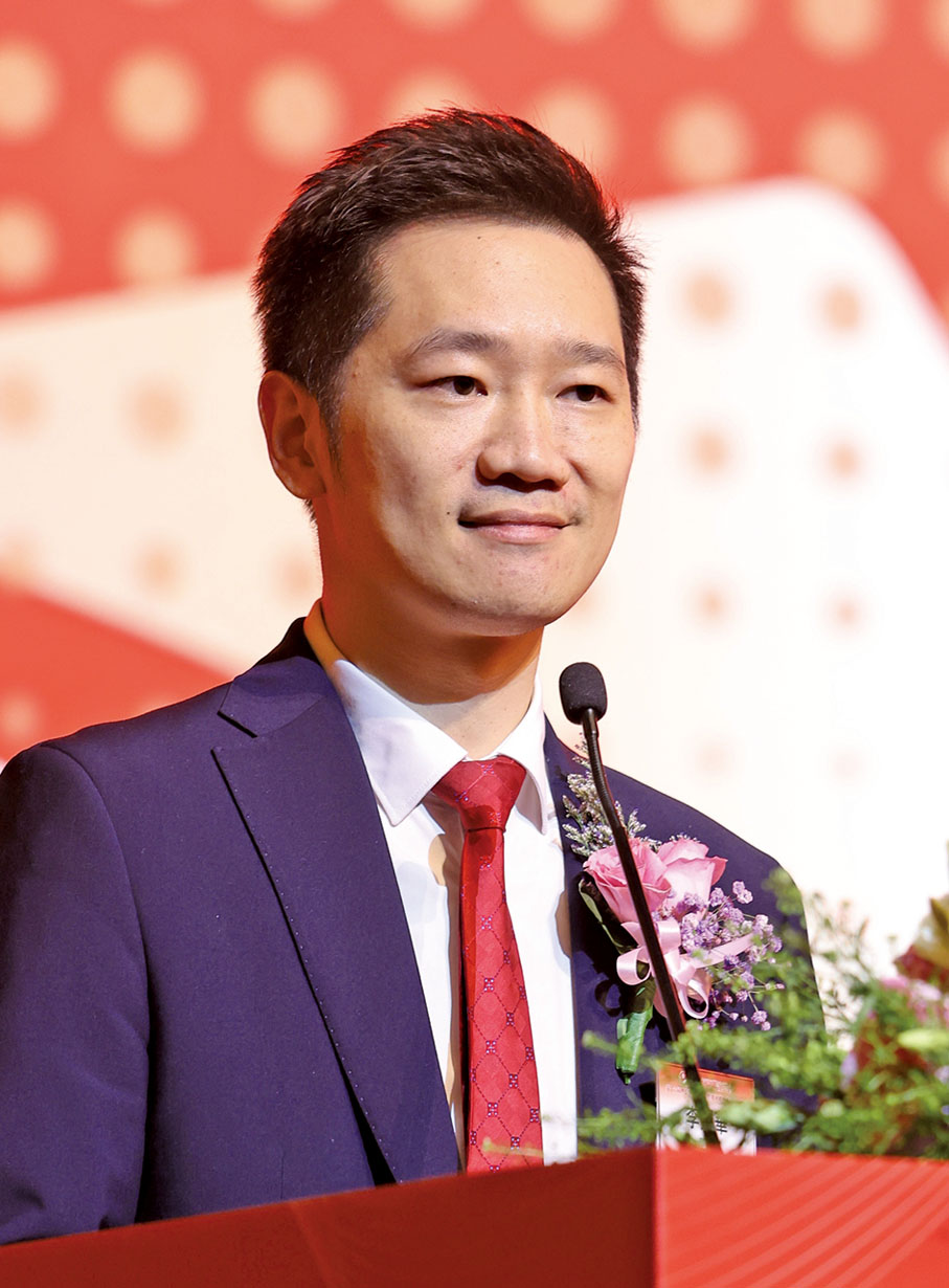 ◆第十六屆理事長李冠華致辭。