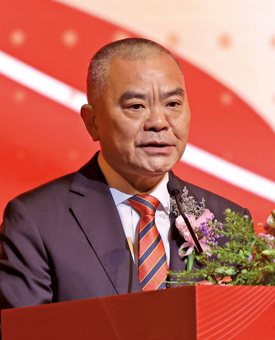 ◆全國政協委員、香港福建社團聯會主席施清流致辭。