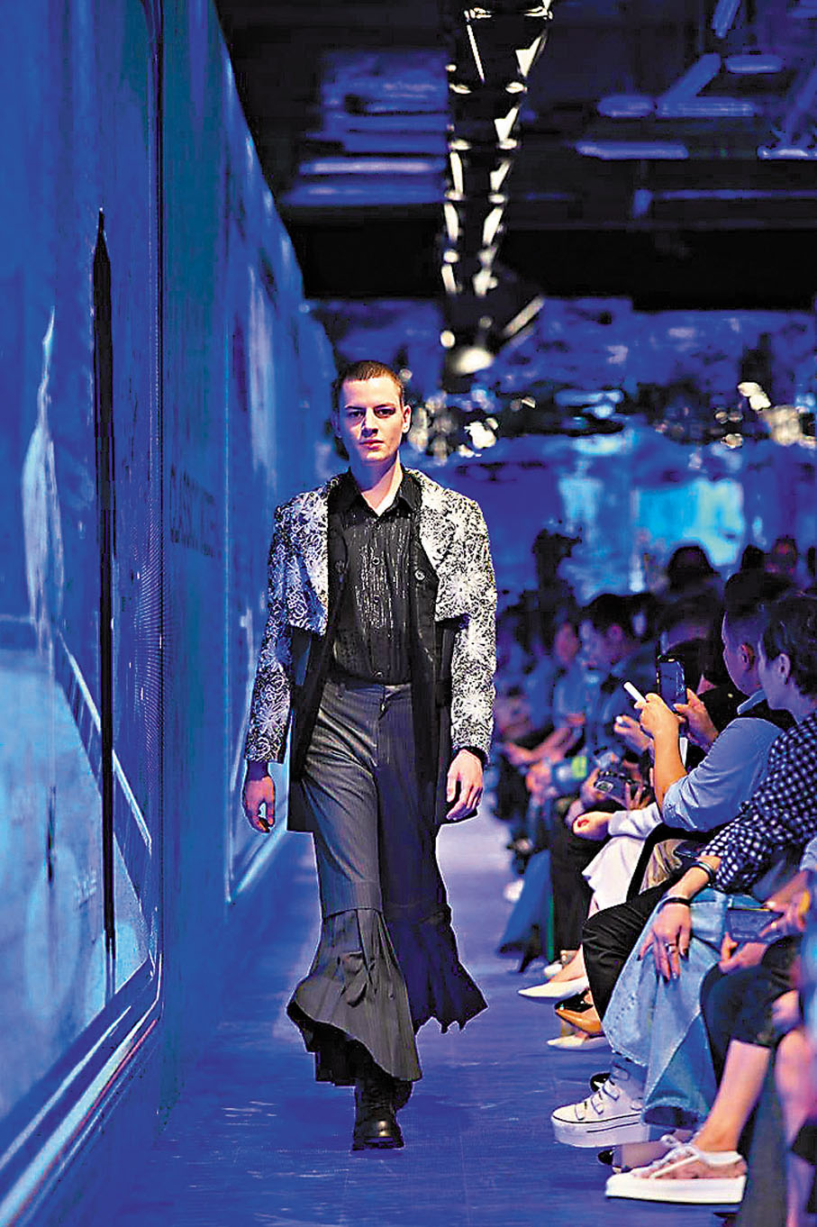 ◆CLÁSSICO MODERNO