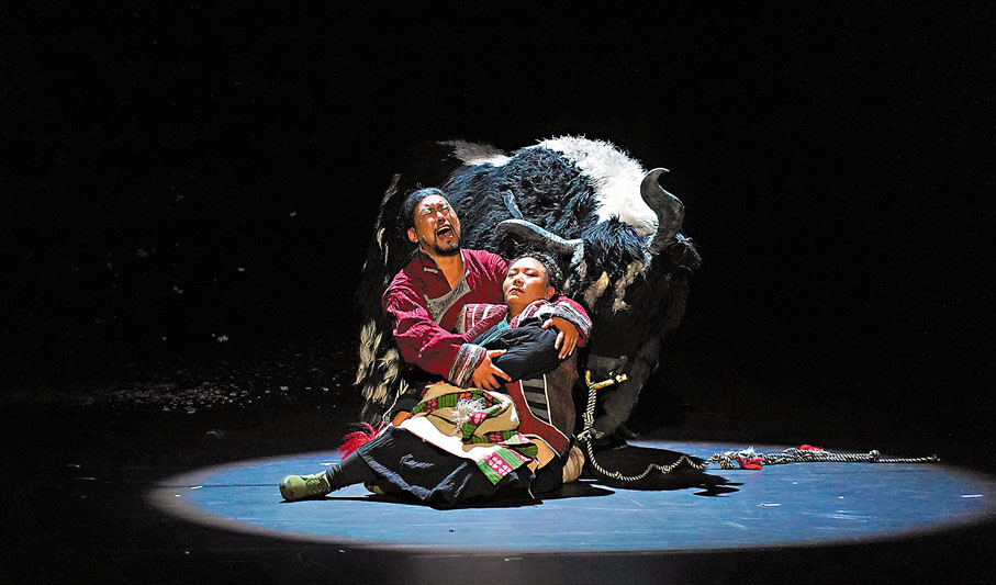 ◆桑杰曲巴的愛人扎西病重，永遠留在了雪山之中。