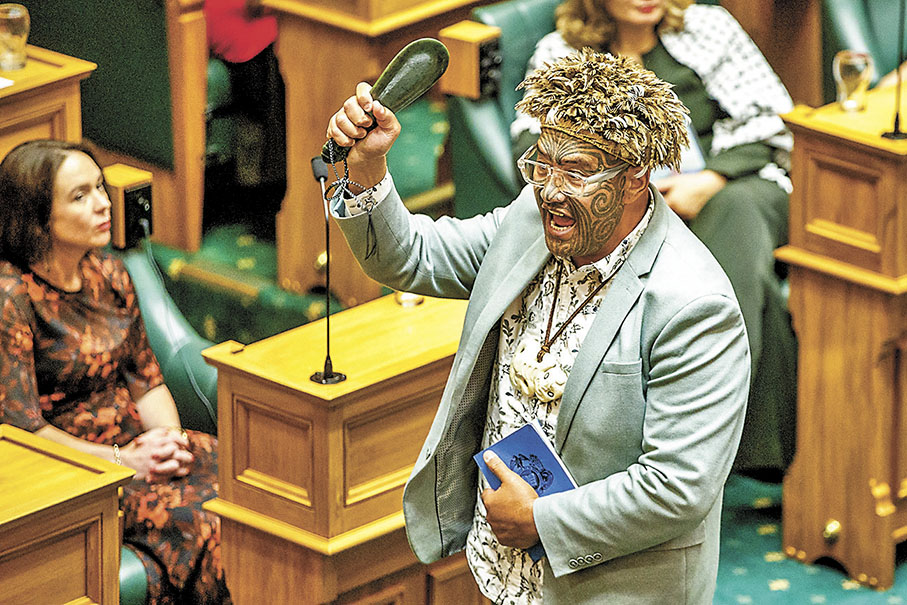 ◆維迪蒂在就職儀式上破例未有先宣誓效忠英王。 美聯社