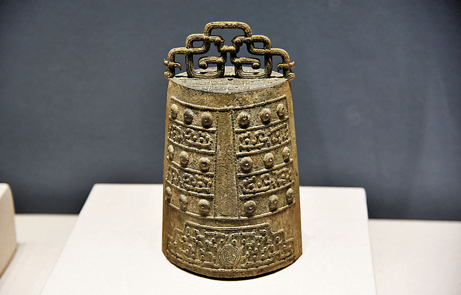 ◆現場展出的戰國銅鎛鐘。