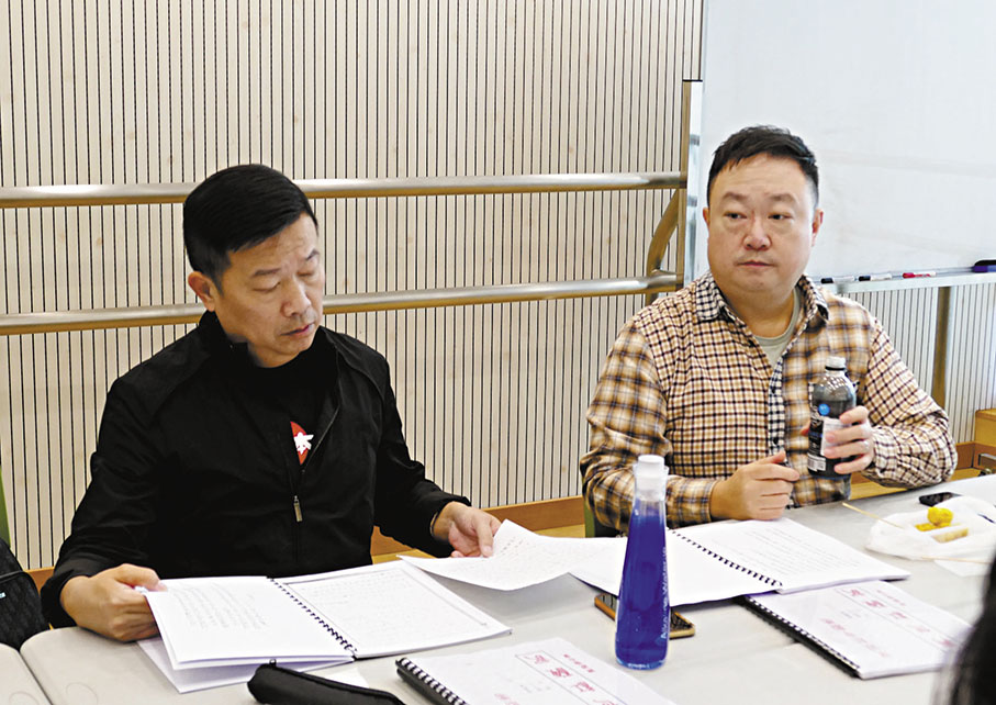 ◆高潤權與高潤鴻師父也是「慶鳳鳴」的音樂領班，他們樂意指導有心演藝接班人。