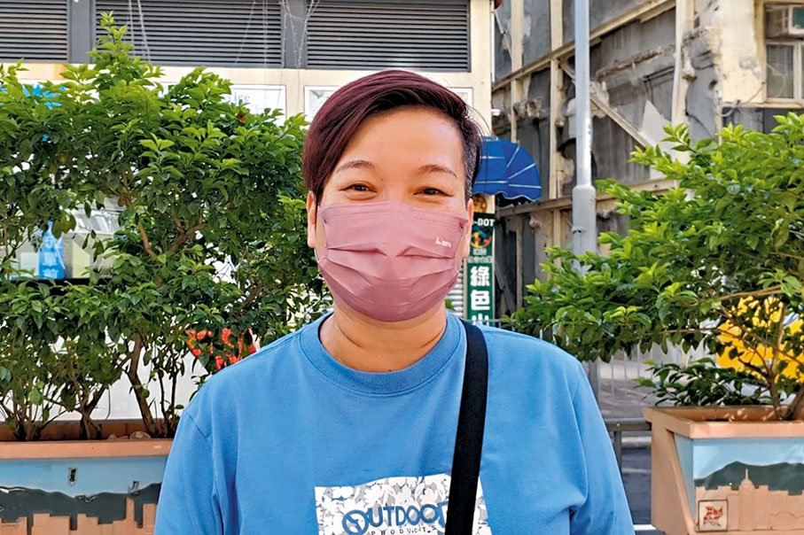 ◆義工翟女士。香港文匯報記者林熹  攝