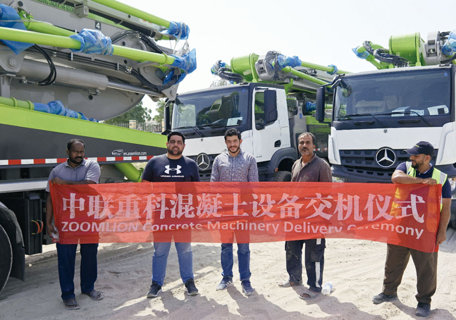 ◆ 圖為中聯重科生產的工程機械出口阿聯酋。