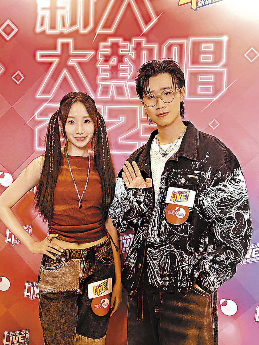 ◆詹天文和林智樂都是《聲夢傳奇》出身的歌手。