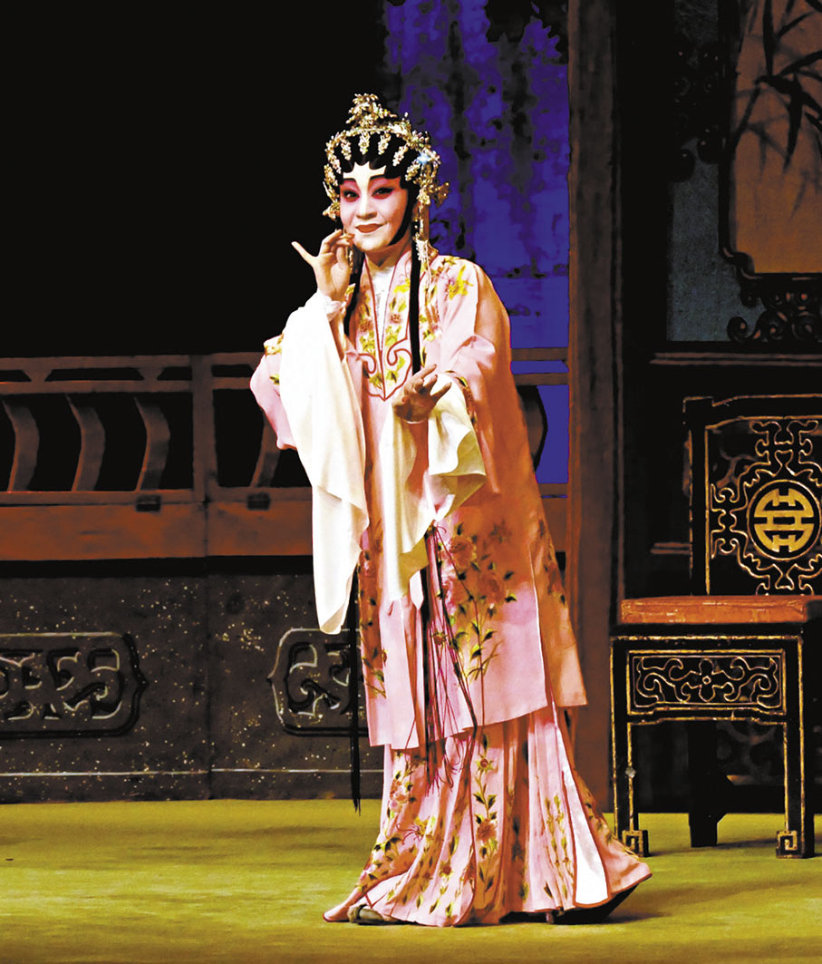 ◆梁燕飛也是在湛江劇團及演藝學院學藝，有好的先天條件和功底。