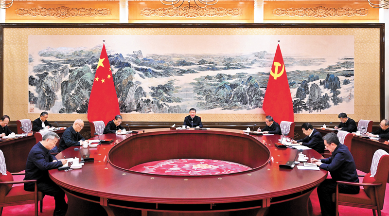 ◆ 12月21日至22日，中共中央政治局召開學習貫徹習近平新時代中國特色社會主義思想主題教育專題民主生活會，中共中央總書記習近平主持會議並發表重要講話。    新華社