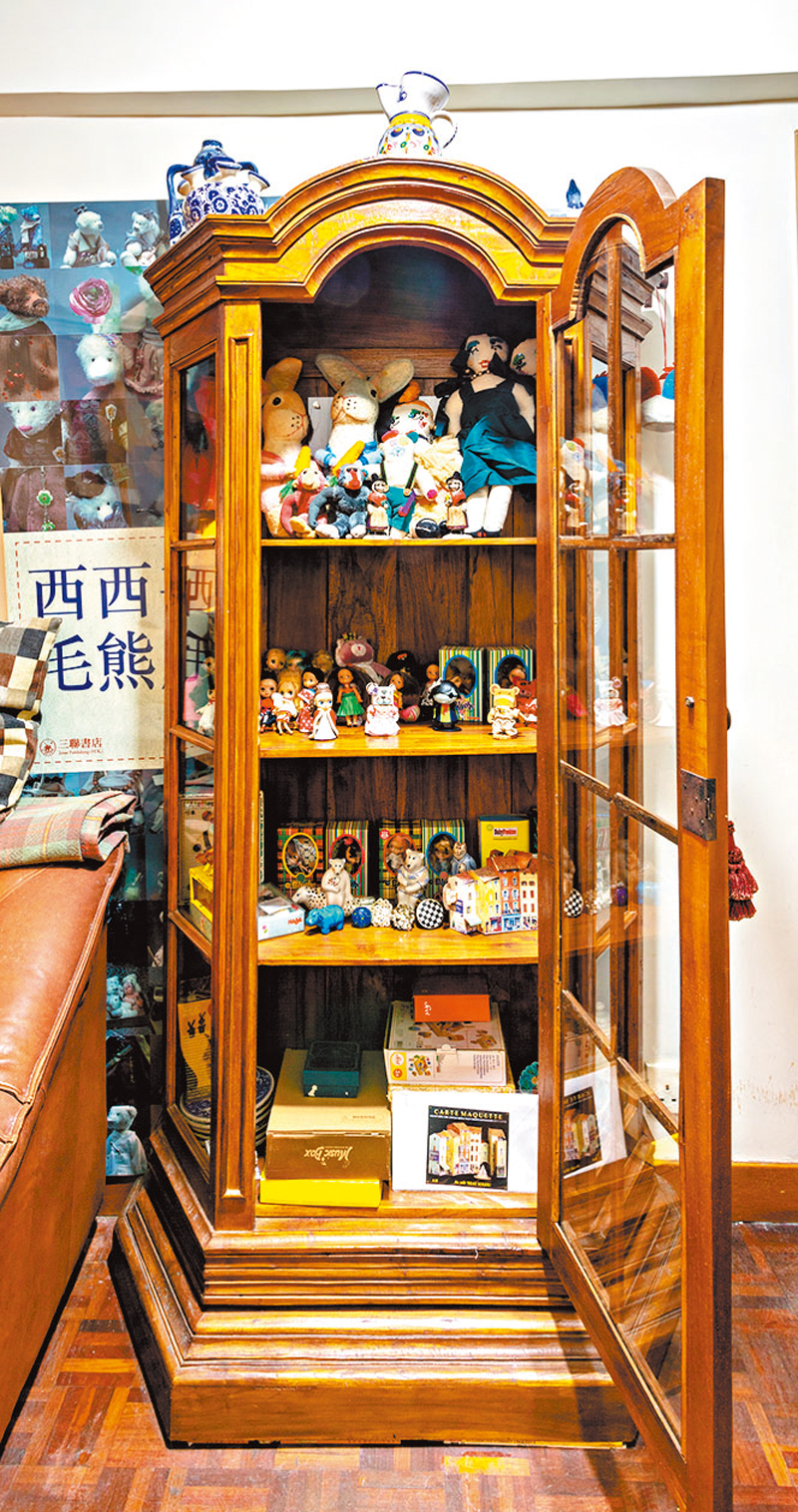 ◆西西的玩具櫃如同一個小型展覽。謝柏齊 攝
