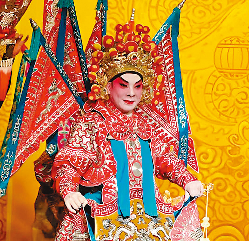 ▲▼陳劍烽演出不少舞台英雄人物。