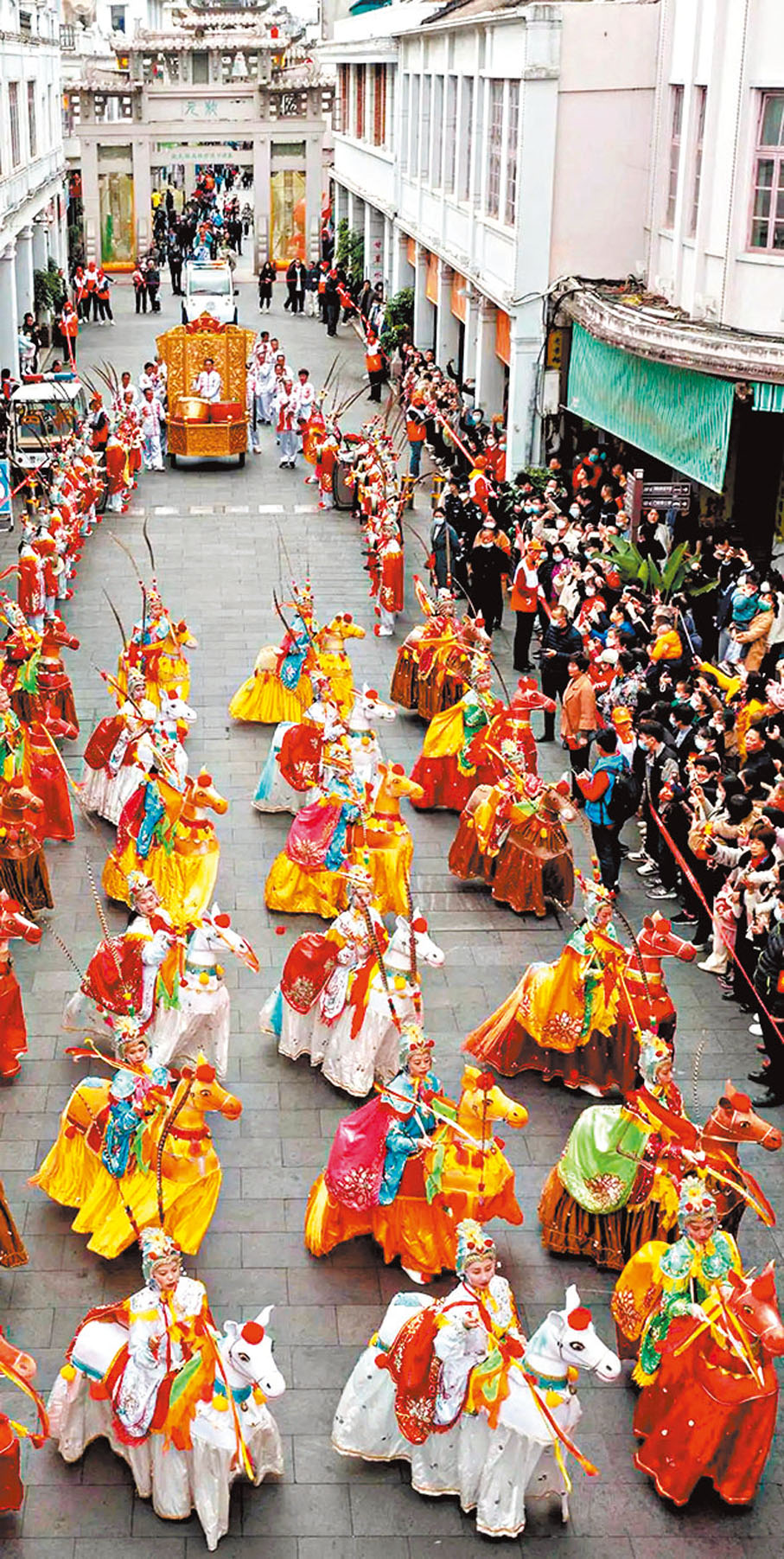 ◆汕潮揭三市將加強文化旅遊領域合作。圖為傳統潮汕節日現場。 香港文匯報廣東傳真