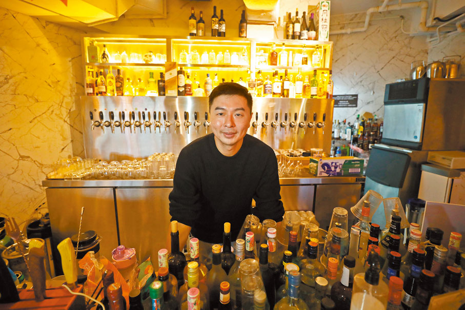 ◆香港酒吧業協會主席、太平洋酒吧非執行董事錢雋永。 香港文匯報記者黃艾力 攝