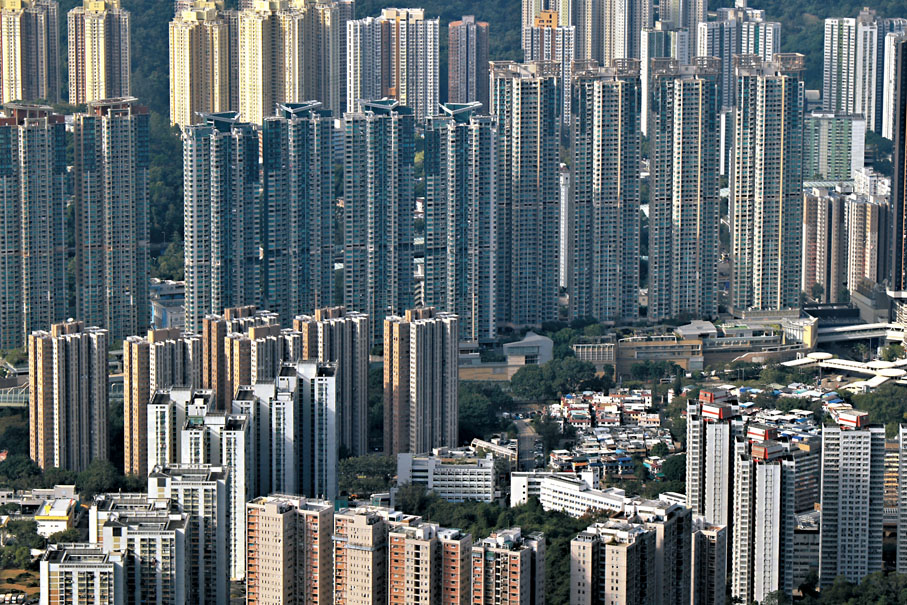 ◆差餉物業估價署樓價指數今年首11個月累跌5.59%。 中新社