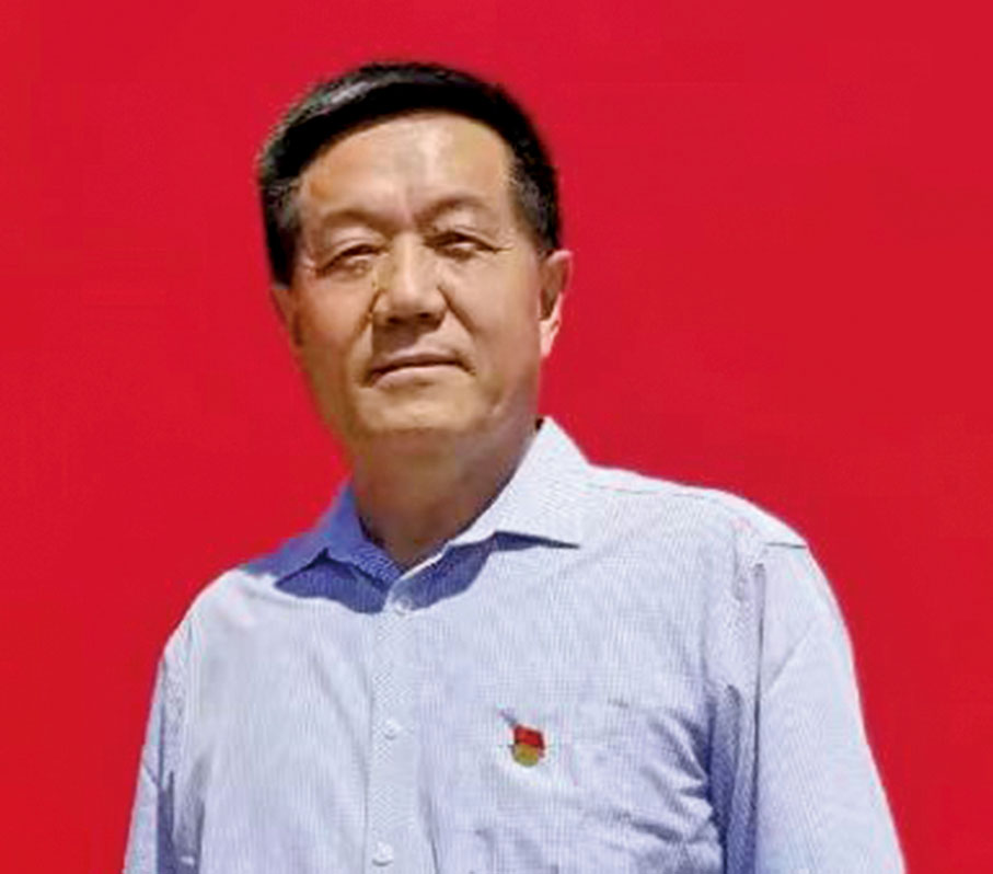 中華詩詞學會副會長沈華維