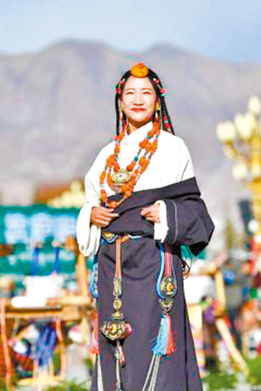 ◆昌都傳統服飾。