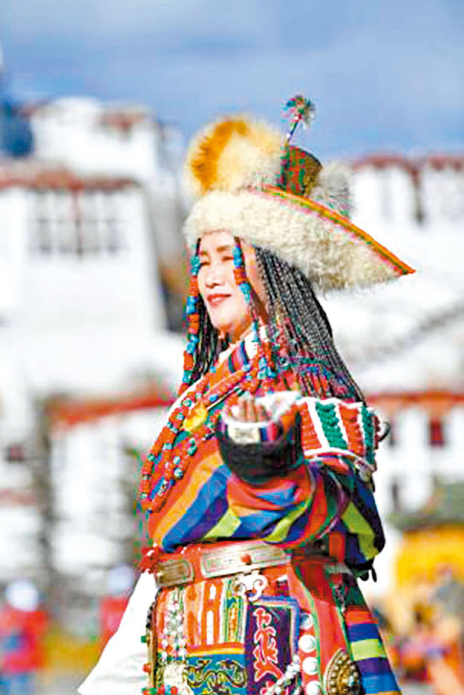 ◆那曲傳統服飾。