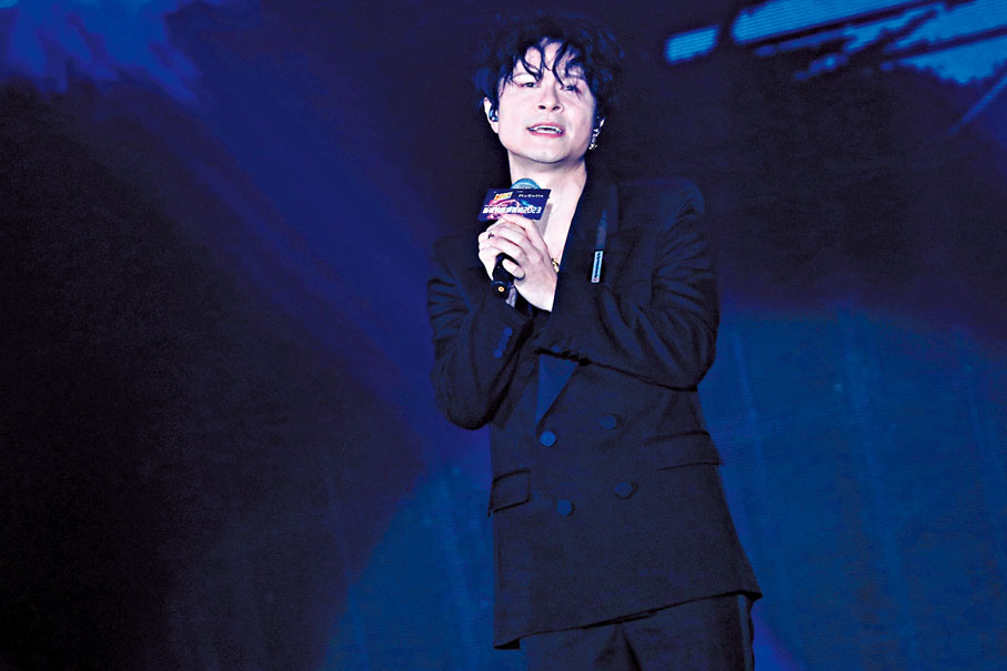 ◆陳健安的《仍然是那個少年》奪勁爆歌曲獎。