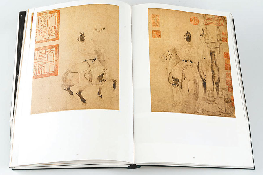 ◆《中國馬球》收錄了近五百幅中國古代馬球文物圖片。