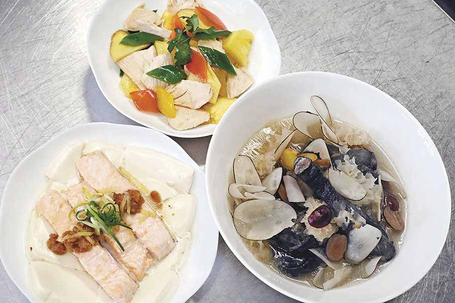 ◆示範菜式兩菜一湯。 香港文匯報記者涂穴 攝