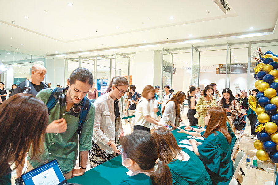 ◆港大確保非本地生入學後得到愉快而充實的學習和生活體驗。 港大圖片