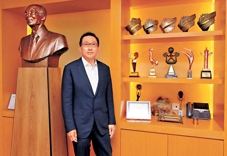 ◆陳偉文接受香港文匯報專訪時表示，正構思在現有的天文學獎、生命科學與醫學獎、數學科學獎以外，增設圍繞應用科學相關的第四個獎項範疇。香港文匯報記者北山彥  攝