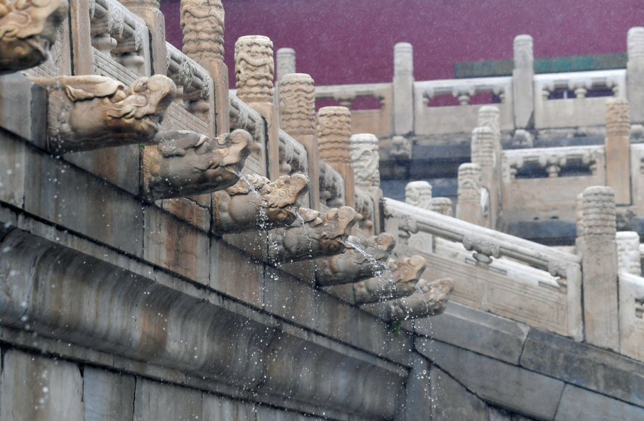 ◆太和殿的「龍吐水」景觀。