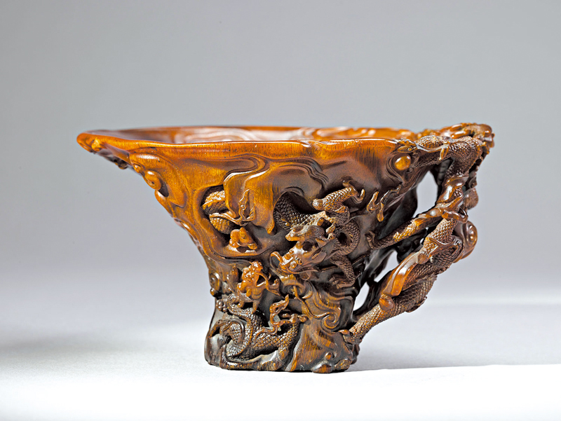 ◆上海博物館藏   明末清初尤侃犀角雕六龍杯