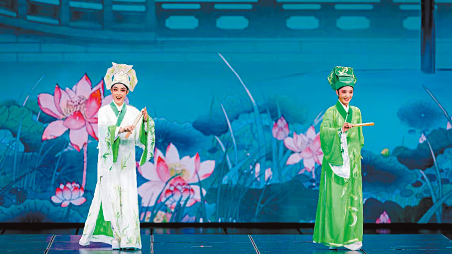 ◆2024年全國春節「村晚」主會場活動在廣西，柳州三江侗族自治縣熱鬧展開。 新華社