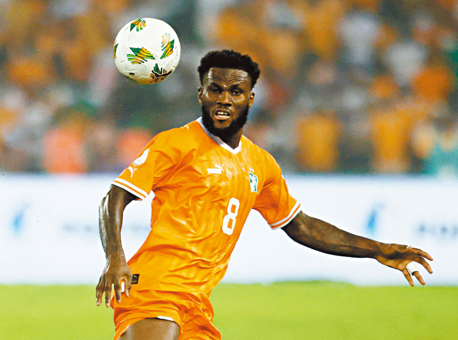 ◆基斯爾在科特迪瓦隊中場鋪橋搭路。  路透社