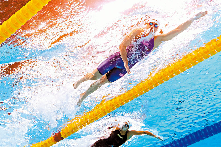 ◆何詩蓓在比賽中。 法新社