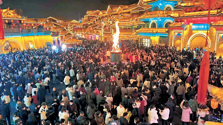 ◆西安煙火巷子春節迎來大批遊客。香港文匯報陝西傳真