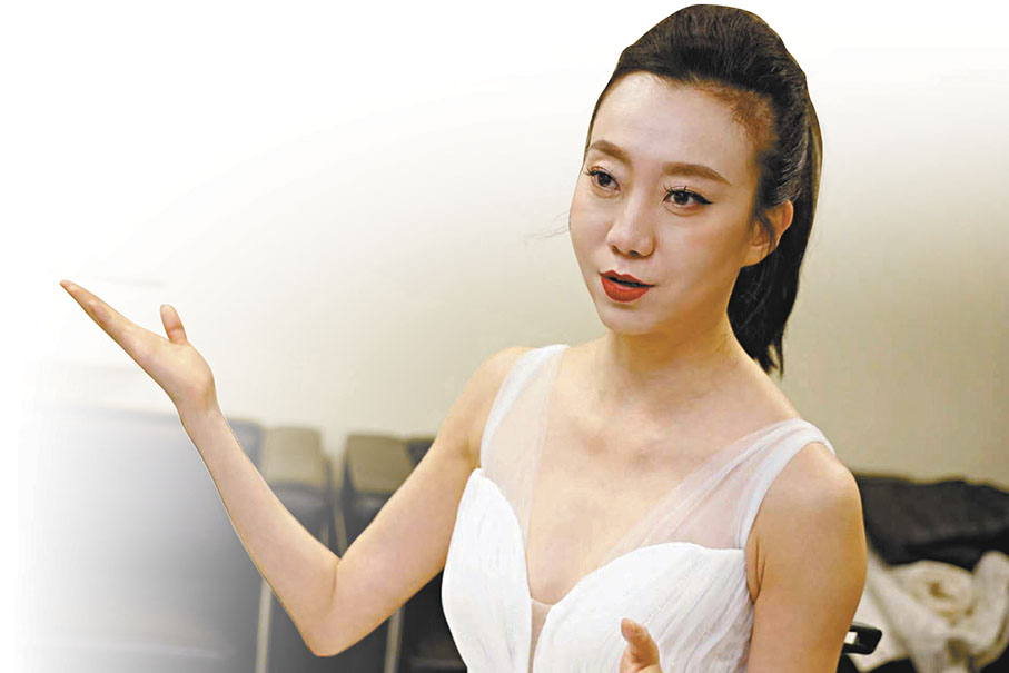 ◆舞蹈家劉岩接受記者訪問。