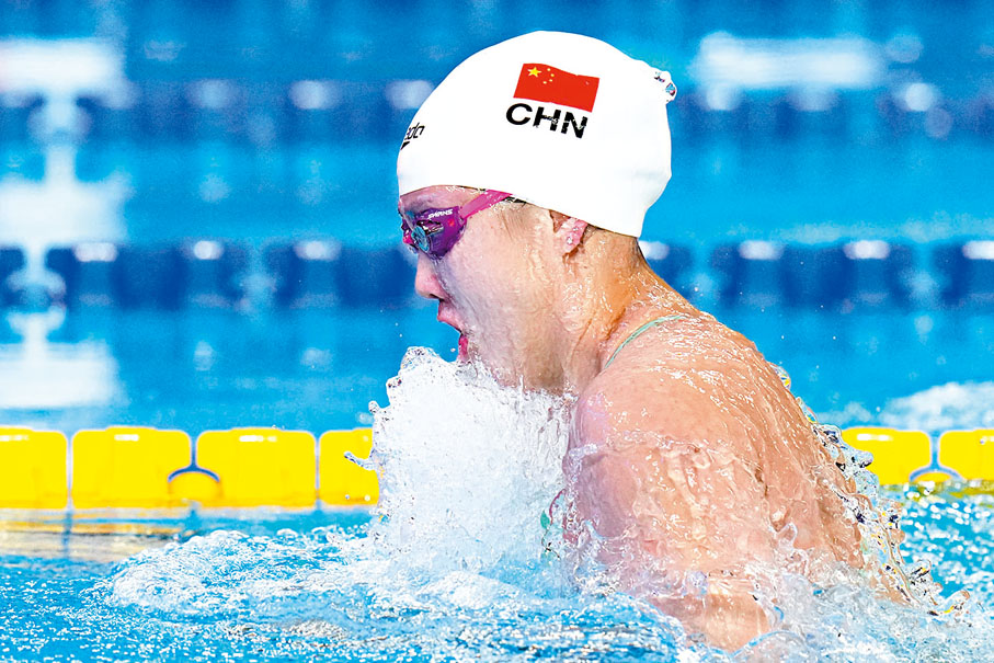 ◆唐錢婷兩破亞洲紀錄，奪得女子50米蛙泳銀牌。美聯社