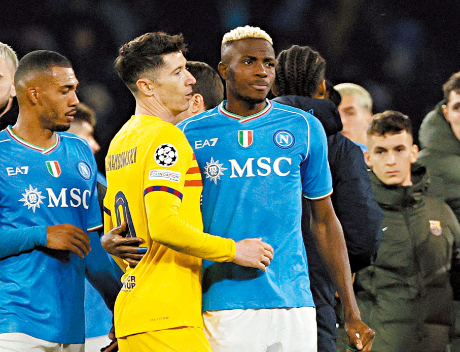 ◆利雲度夫斯基（左）和奧森漢各入一球。  路透社