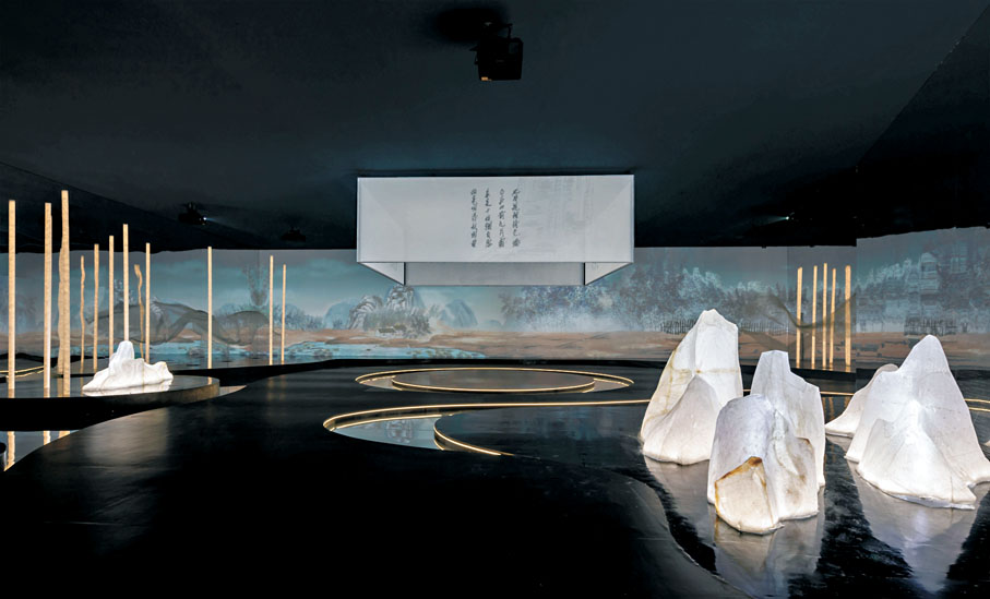 ◆通過實地造景、數字投影、藝術裝置等多種形式，再現齊白石創作的「萬竹山居圖」。