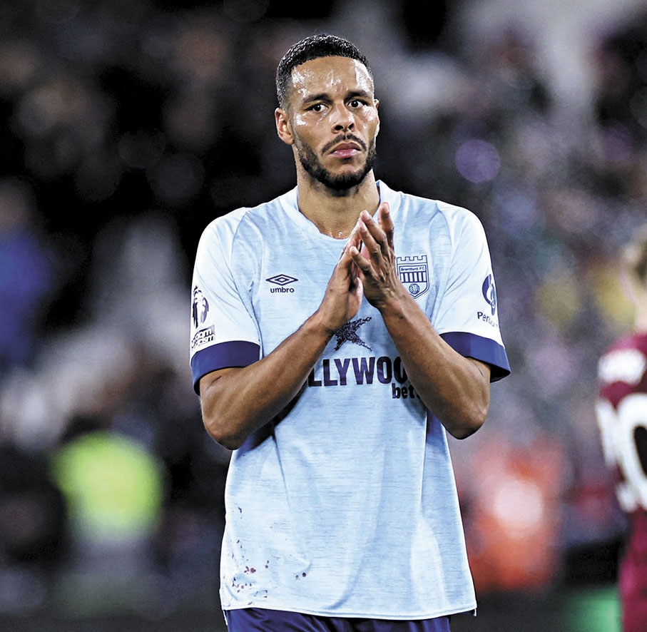 ◆賓福特守將佐真遜將要抵擋阿仙奴鋒線來犯。  資料圖片