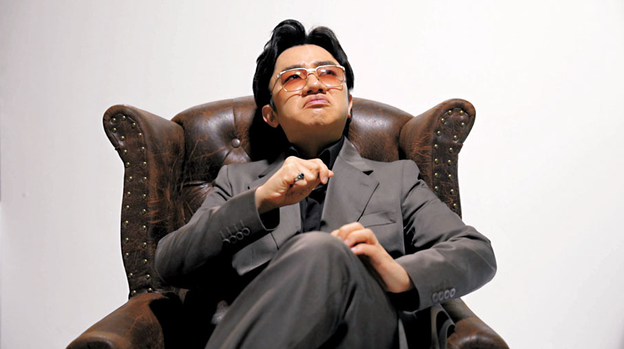 ◆不止髮型及造型，祖藍連偉仔的表情都似到足。