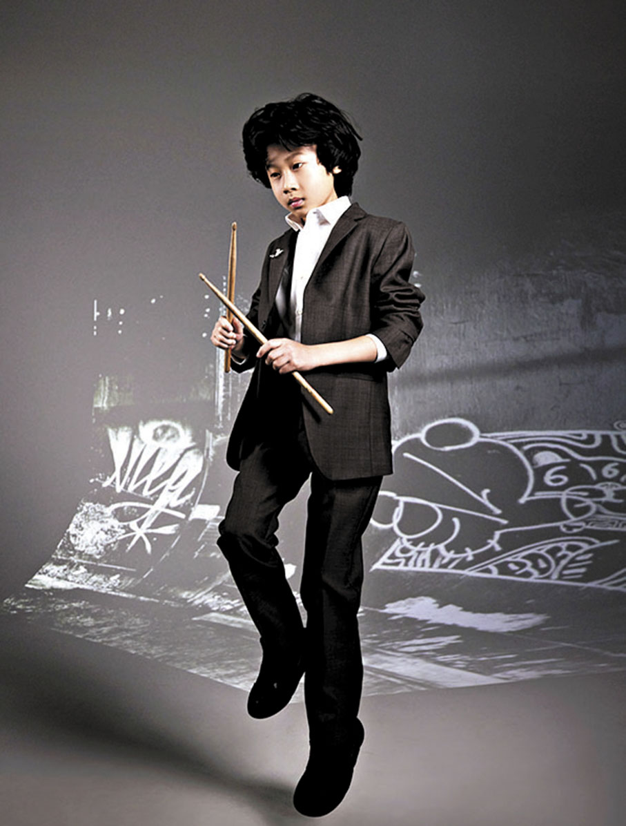 ◆現年10歲陳諾霆於《4拍4家族》中飾演天才鼓手。