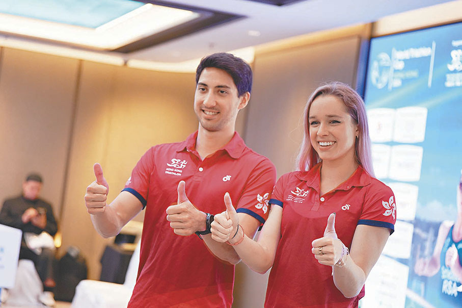  ◆港隊由伍泰龍（左）與彭詩雅領銜出戰。