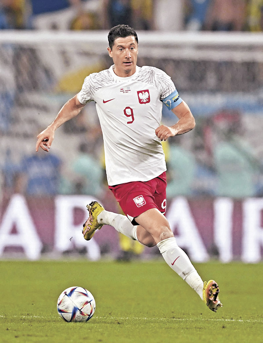 ◆「波蘭戰神」羅拔利雲度夫斯基肩負領軍衝出線的重任。  資料圖片