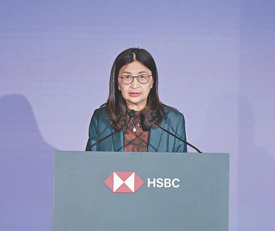 ◆梁鳳儀昨於峰會上，列舉數據力證香港金融中心韌力無減。