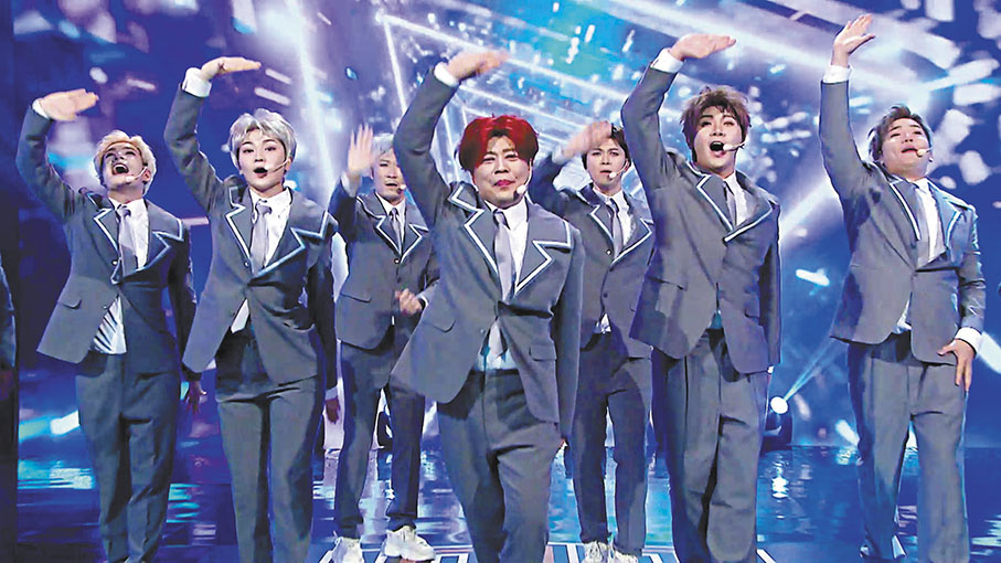 ◆阮兆祥組9人男團「Kowloon」跳唱《閃耀/Shining》花足心思。