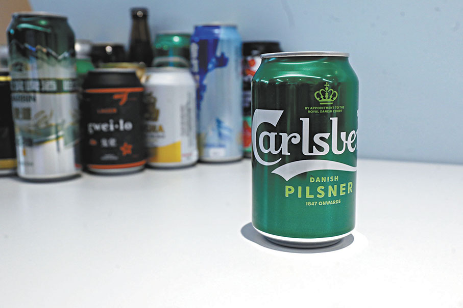 ◆「嘉士伯」被驗出含有7類生物胺。 香港文匯報 記者萬霜靈  攝