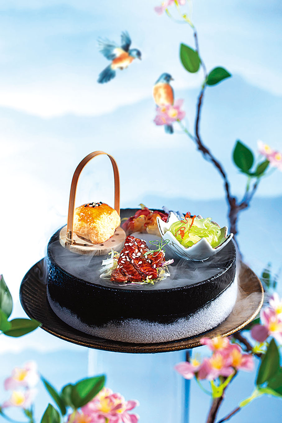 ◆柚香冷麵·荷燻鯧魚·紅菜酥