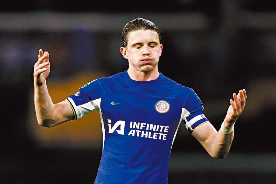 ◆車路士中場干拿加歷查今屆英超暫時領了7黃1紅，場上紀律還有改善空間。 資料圖片