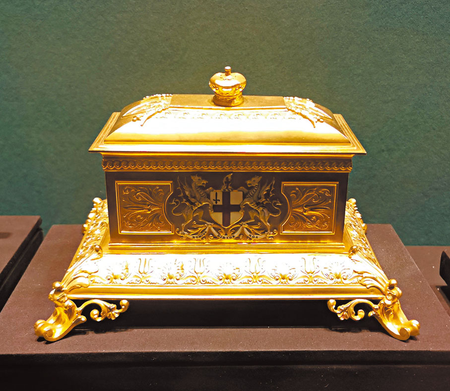 ◆置物盒（1921年，兩依藏博物館藏）帶有濃郁的洛可可風格。 向芸 攝