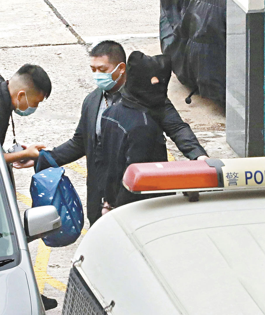 ◆2021年3月，李宇軒等「12逃犯」在內地服刑完畢後陸續被香港警方押送回港。 資料圖片