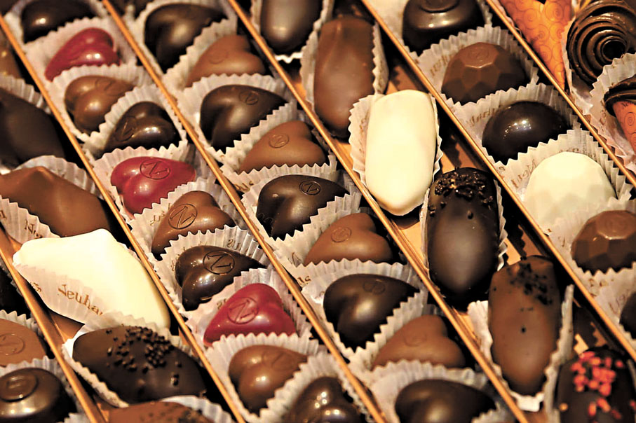 ◆ 詞不一定只有兩個音節，雙音節的也不一定便是詞。比如「巧克力」就是一個多音節的詞。 資料圖片
